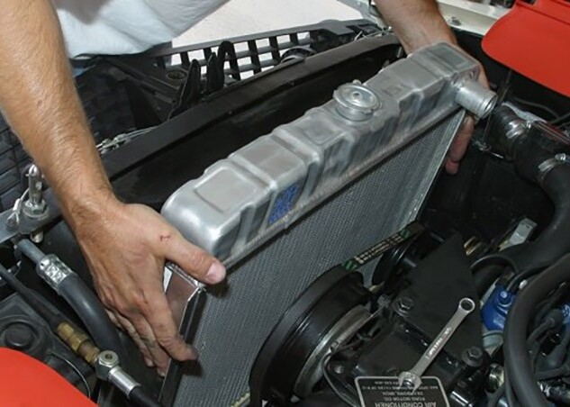 Ac System Kaş, Air Conditioning Compressor and Radiator Maintenance - Air Conditioning Compressor and Radiator Maintenance